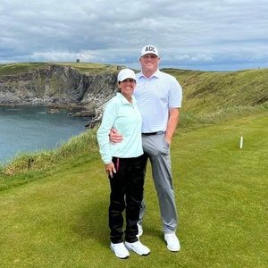 Meet your Posher, Casey